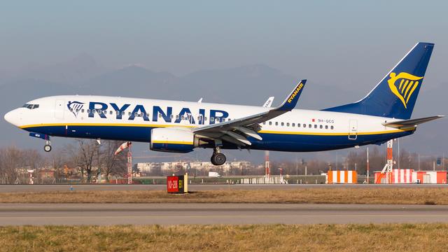 9H-QCG:Boeing 737-800:Ryanair